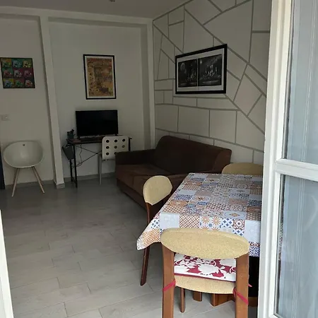 Apartment Crescenzago House - Short Rent *